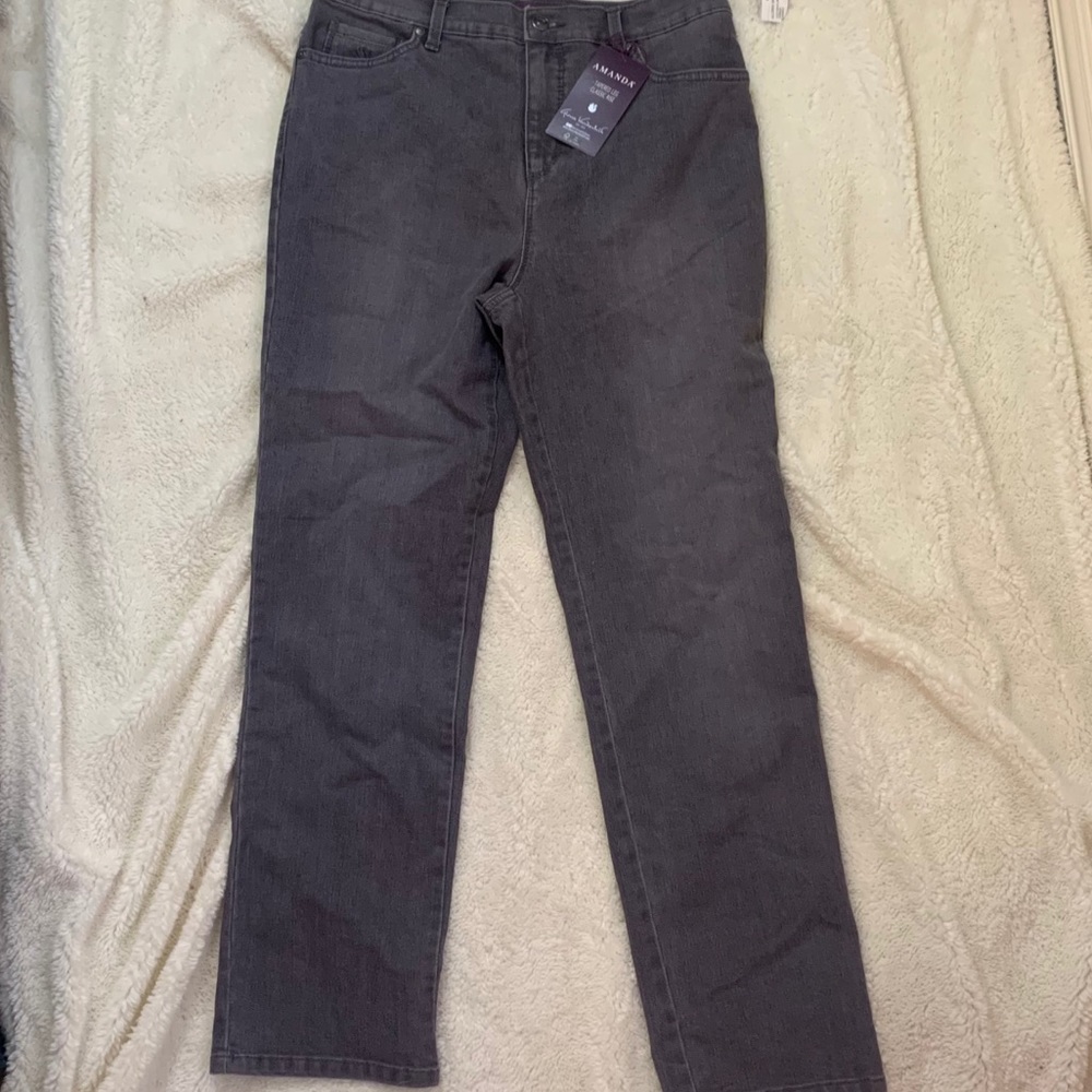 NWT Gloria Vanderbilt jeans